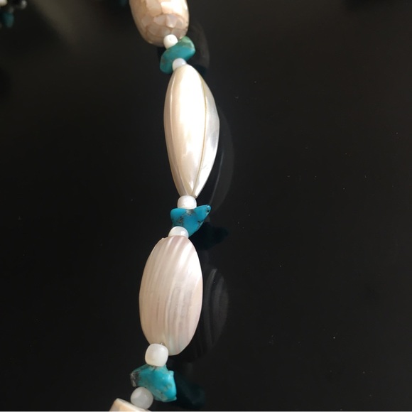 Shell & Turquoise Necklace - Picture 10 of 16